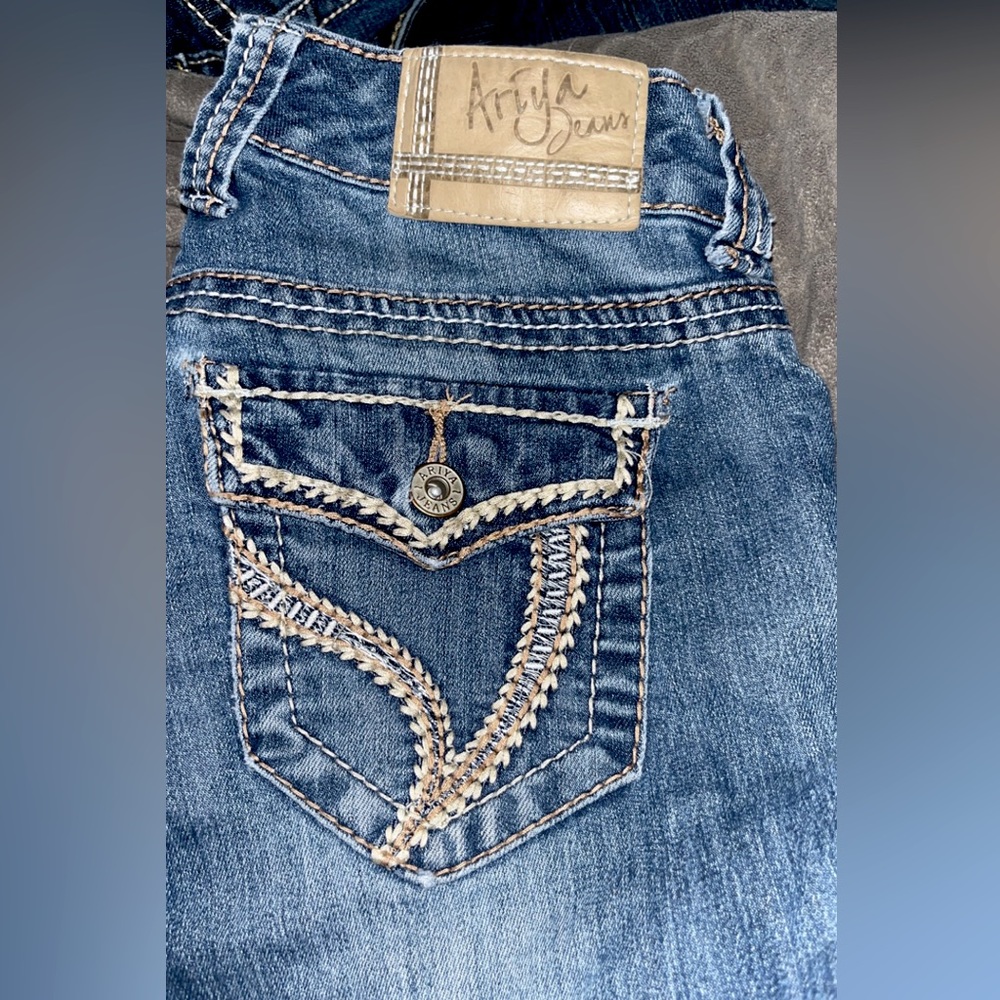boot cut jeans